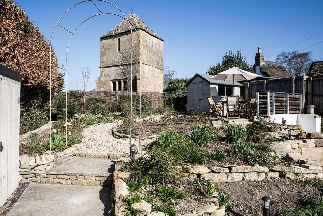 The Cottage And The Nook Gretton  Exterior photo